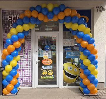 Brama z balonów w Wałbrzychu dla salonu gier Lotto