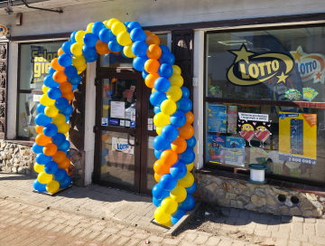 Brama balonowa dla kolektury Lotto Brama z balonów w Szklarskiej Porębie