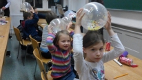 Balony jako pomoc naukowa.