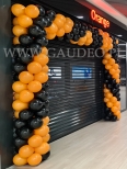 Brama z balonów Orange Kraków.