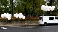 Balony metrowe gotowe do rozdawania.