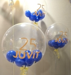 Balon z wyklejonym logo.