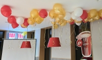 Balony z helem w Warszawie.
