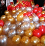Balonowa dekoracja Opery Wrocławskiej.