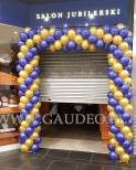 Brama balonowa jako dekoracja na otwarcie.