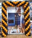 Brama z balonów na otwarcie w Wrocław Fashion Outlet