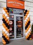 Słupy balonowe.