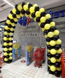 Brama z balonów w warszawskiej Galerii.