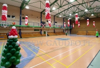 Balonowa dekoracja Mikołajkowa.