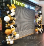 Balonowa dekoracja wejścia - Galeria Magnolia we Wrocławiu.