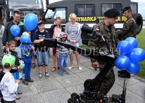 Robot z balonami.