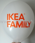 Biały balon z pomarańczowym nadrukiem dla Ikea Family.