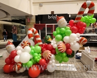 Mikołajkowe dekoracje balonowe.
