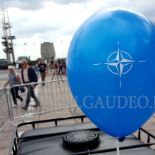 Balon reklamowy na patyczku.