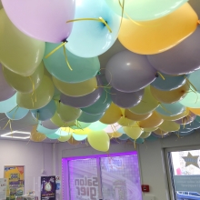 Balony z helem w kolekturze Lotto.
