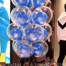 Balony z helem w Galerii Vivo w Stalowej Woli.