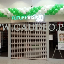 Brama z balonów jako dekoracja na otwarcie Future Vision w Łodzi.