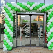 Brama balonowa dla apteki w Toruniu.