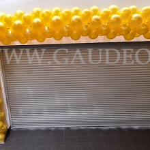 Brama balonowa we Wrocławiu.