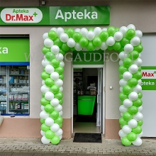 Brama balonowa z okazji otwarcia nowej apteki w Łodzi.