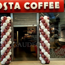 Kolumny balonowe dla Costa Coffee w galerii Aleja Bielany.