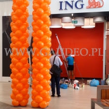 Słupy balonowe na otwarcie placówki ING.