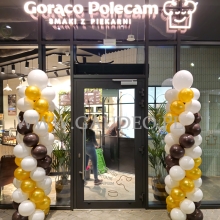 Kolumny balonowe dla Gorąco Polecam.