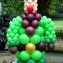 Balonowy krasnal na Wrocławskim Festiwalu Krasnoludków.