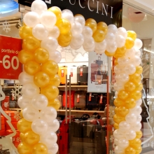 Brama z balonów dla salonu Puccini.